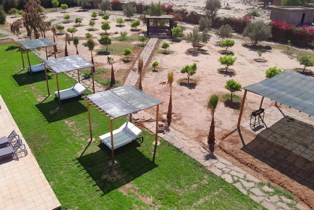 Villa Agora, Villa A La Campagne Proche Marrakech Sidi Abdallah Ghiat エクステリア 写真
