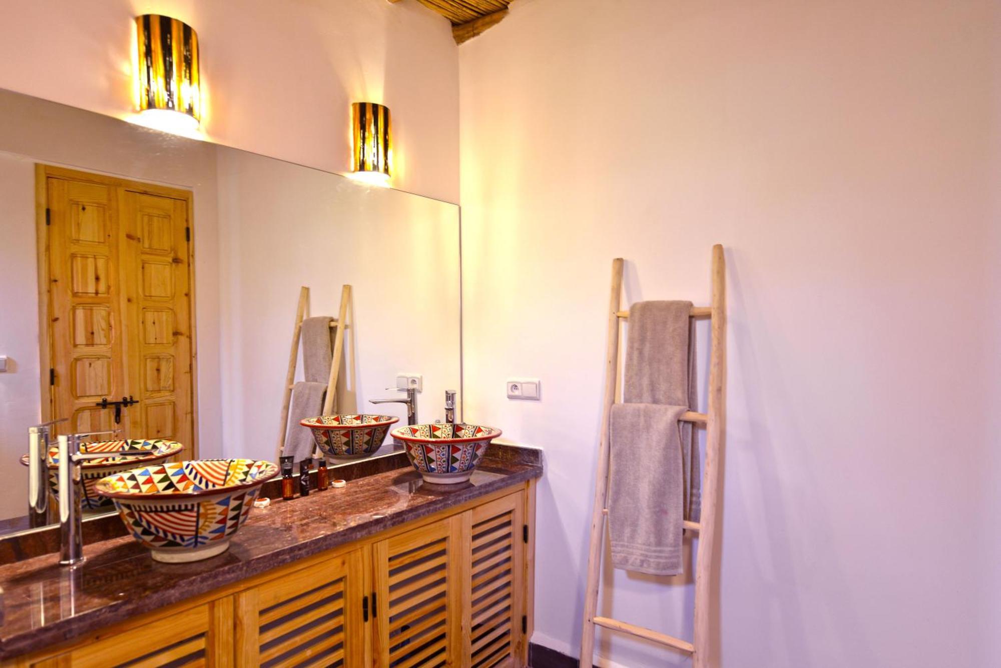 Villa Agora, Villa A La Campagne Proche Marrakech Sidi Abdallah Ghiat エクステリア 写真